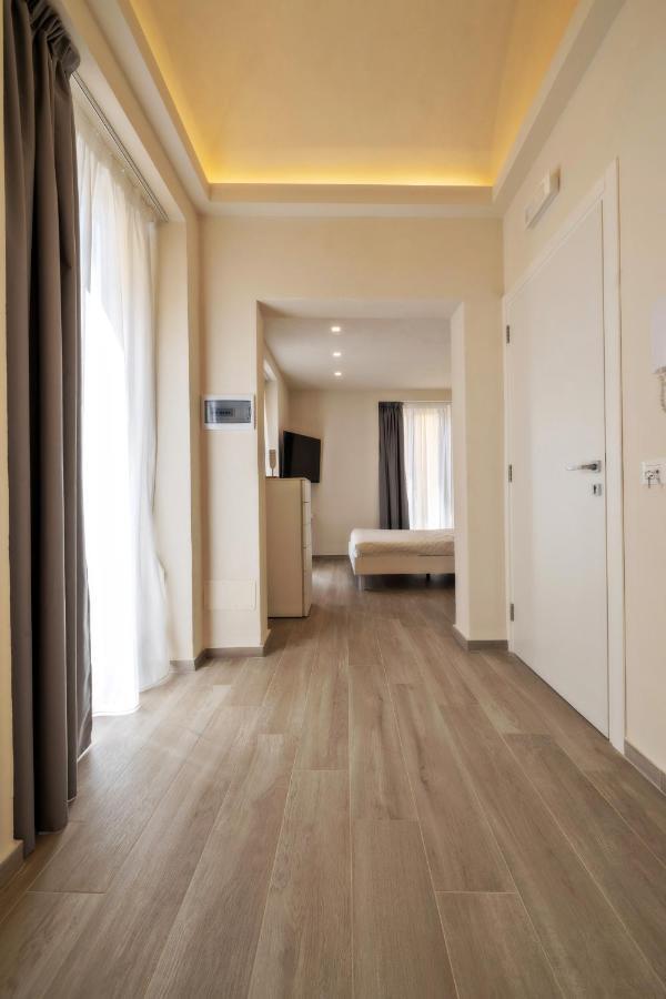 Aria Di Mare Apartments Trapani Bagian luar foto